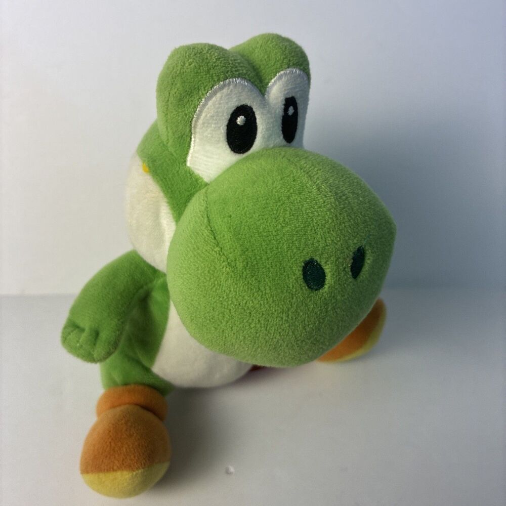 Super Nintendo World Yoshi 7" Plush Green Shoulder Pal Soft Fluffy